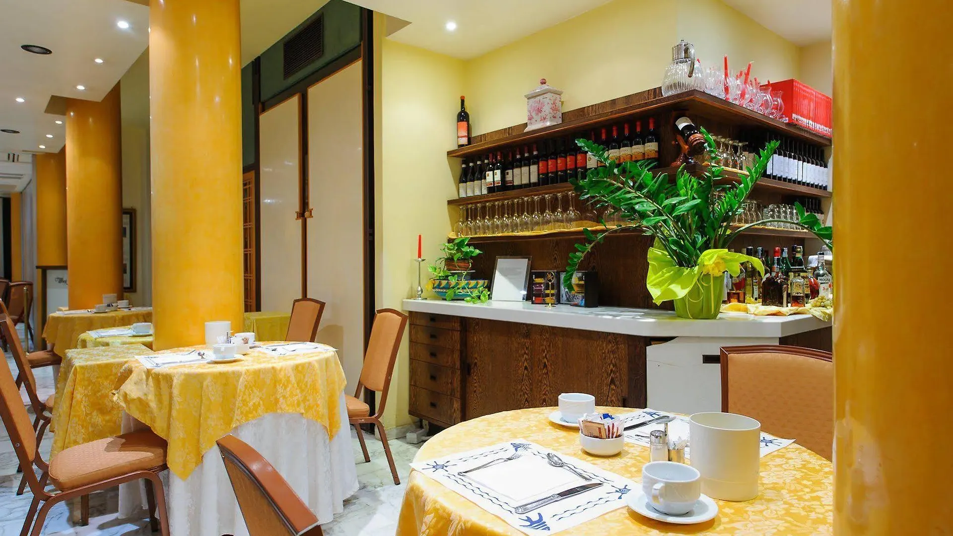 Admiral Art Hotel Rimini 4*,